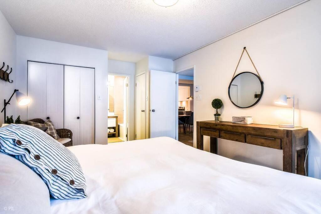 Chic Mt-Tremblant Condo With View On The Lake By Denstays Mont-Tremblant Kültér fotó