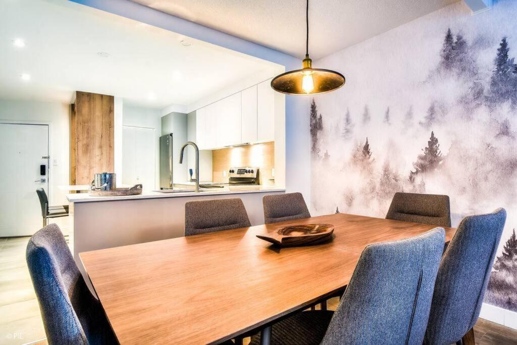 Chic Mt-Tremblant Condo With View On The Lake By Denstays Mont-Tremblant Kültér fotó