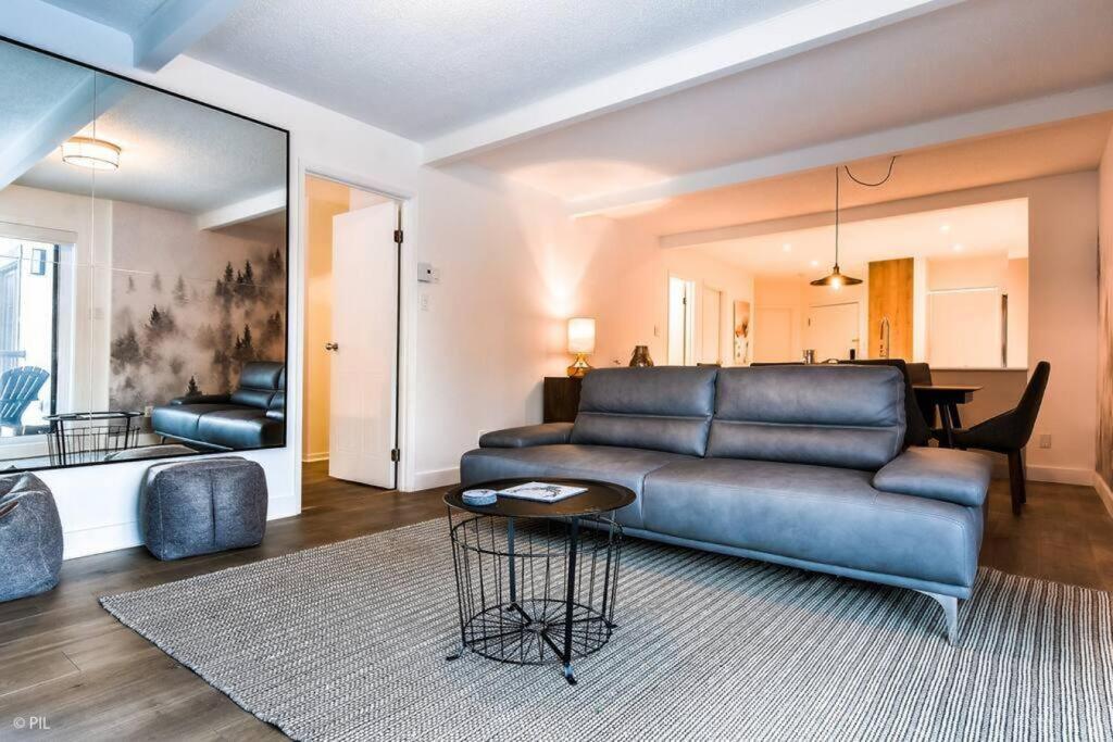 Chic Mt-Tremblant Condo With View On The Lake By Denstays Mont-Tremblant Kültér fotó
