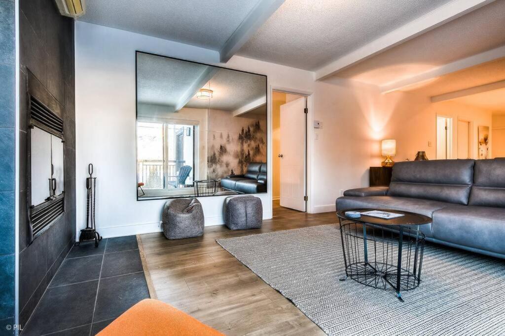 Chic Mt-Tremblant Condo With View On The Lake By Denstays Mont-Tremblant Kültér fotó